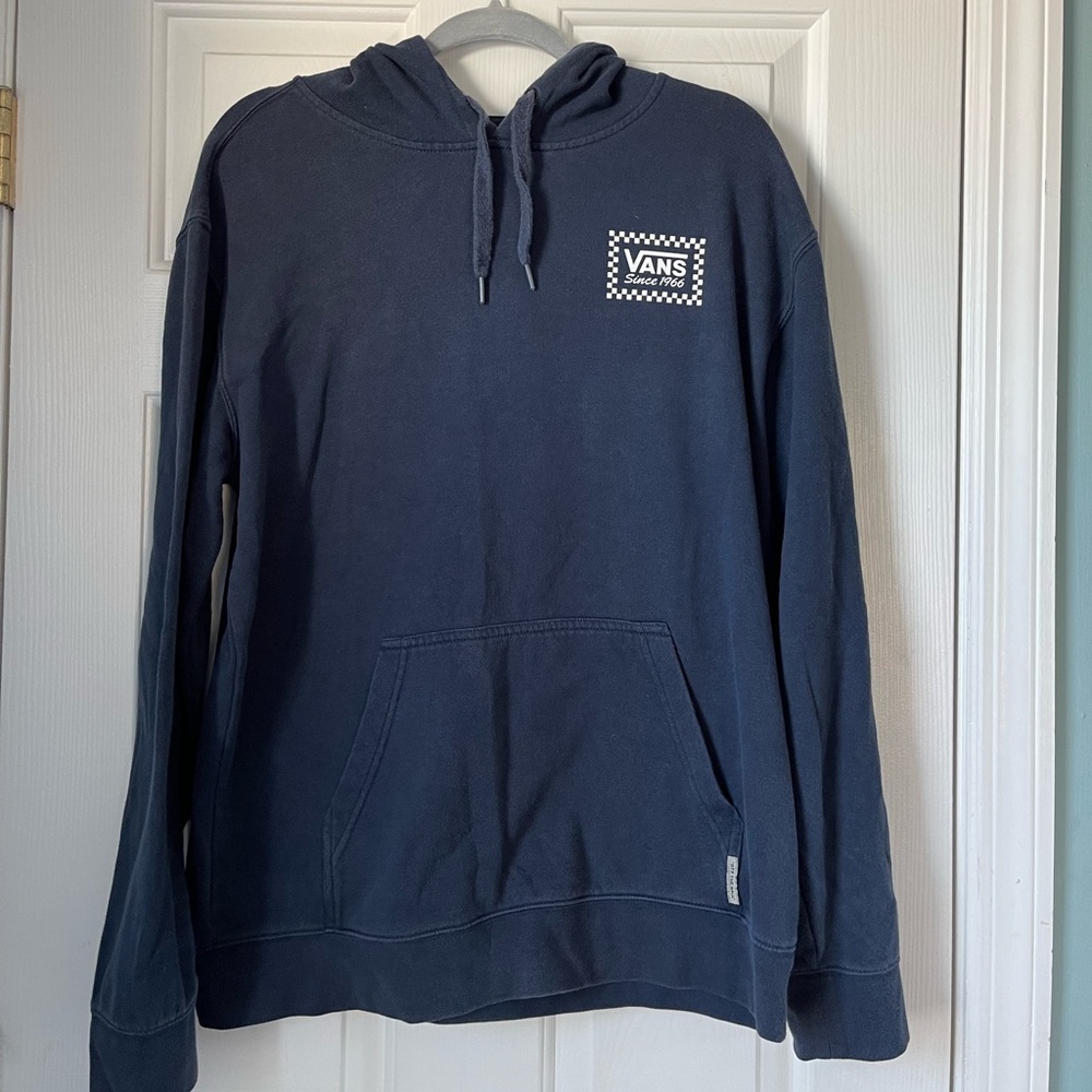 Navy blue Vans hoodie #hoodie #casual #vans #vansoffthewall #navyhoodie